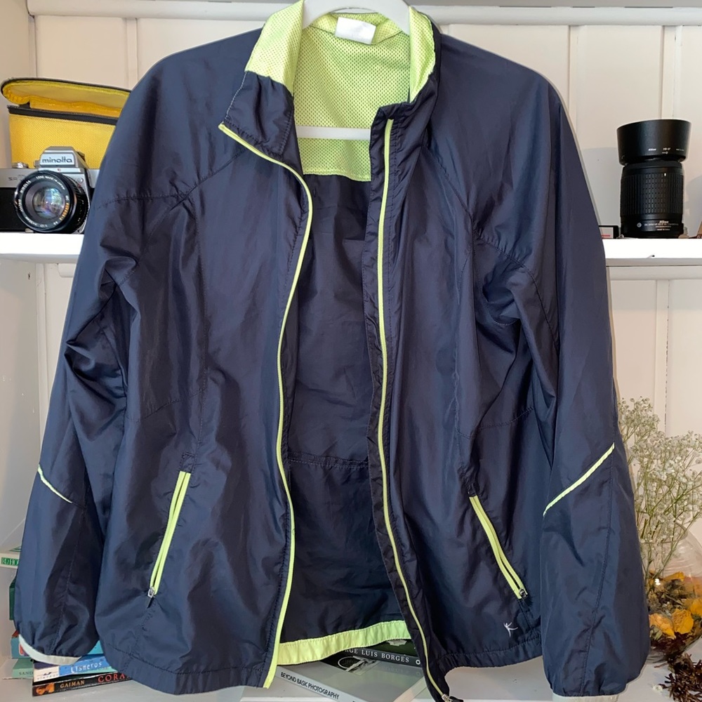 Windbreaker with lime green details